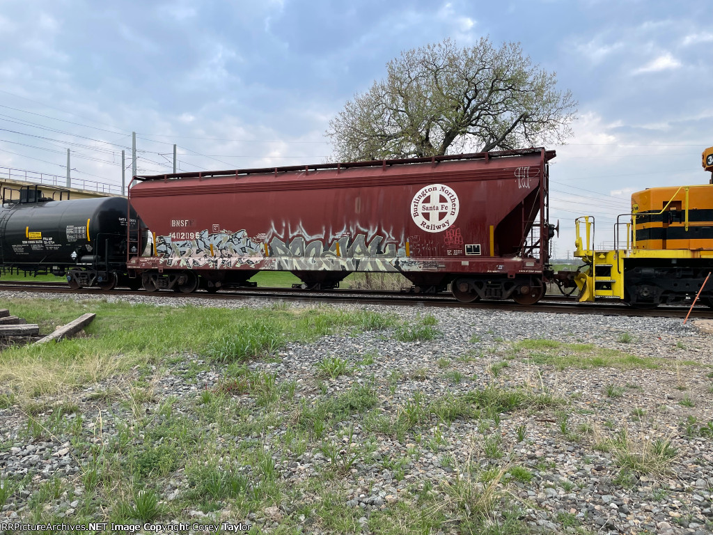 BNSF 402095